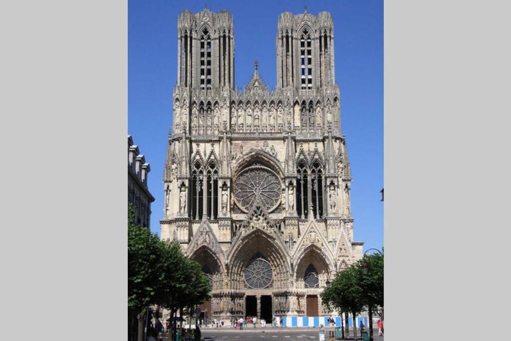 Saint Jacques - Logement Climatise En Centre Ville Reims Eksteriør bilde